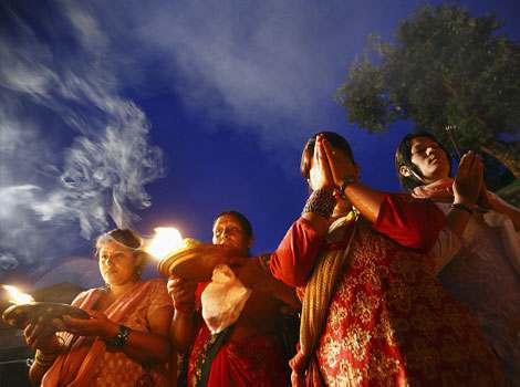 What is Your Devotional Type? in Hindu Spiritual Experiences Nine Ways Connecting Hindu God